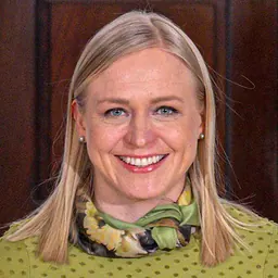 Portrait of Elina Valtonen