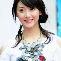 Portrait of Shara Lin