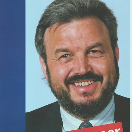 Portrait of Helmut Peuser