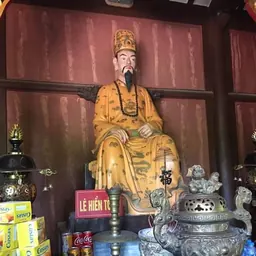 Portrait of Lê Hiển Tông
