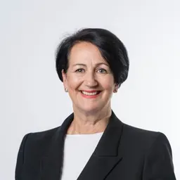 Portrait of Vickie Chapman