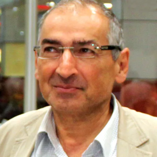 Portrait of Sadegh Zibakalam