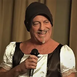 Portrait of Ian Cognito
