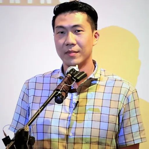 Portrait of Ken Kwek