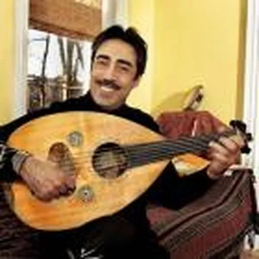 Portrait of Simon Shaheen