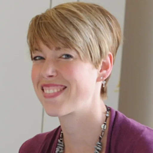 Portrait of Helen Mort