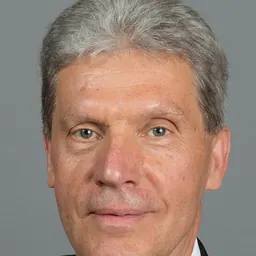 Portrait of Helmut Holter