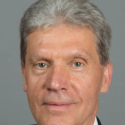 Portrait of Helmut Holter