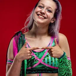 Portrait of Billie Starkz