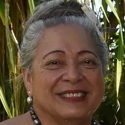 Portrait of Niki Rattle