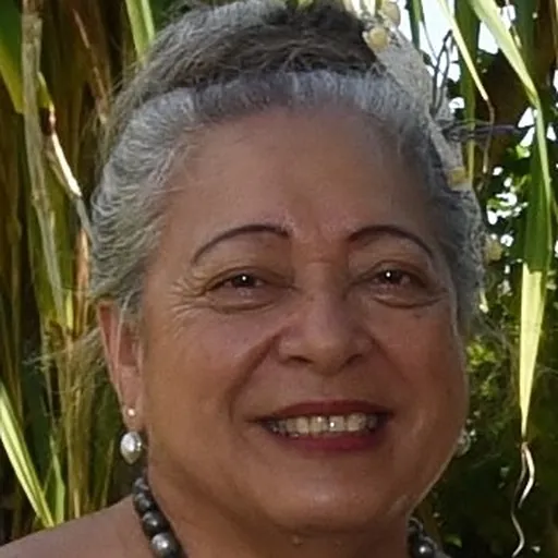 Portrait of Niki Rattle