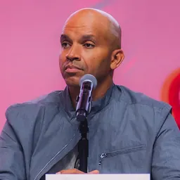 Portrait of Kadir Nelson