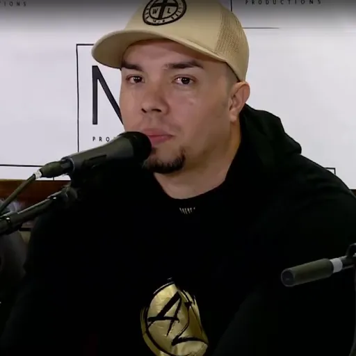Portrait of Alex Zurdo