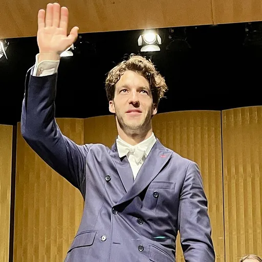 Portrait of Lorenzo Viotti