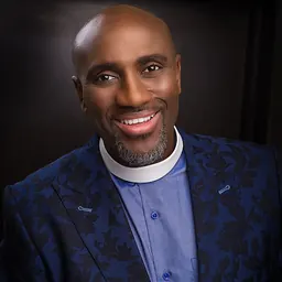 Portrait of Yomi Kasali