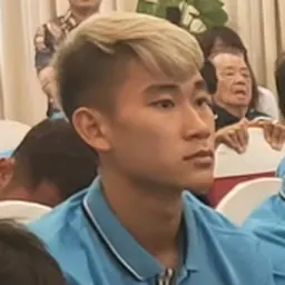 Portrait of Nhâm Mạnh Dũng