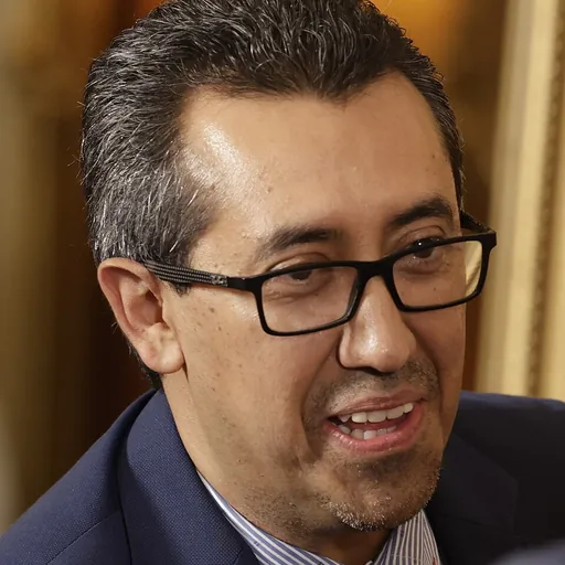 Portrait of Jonathan Menkos