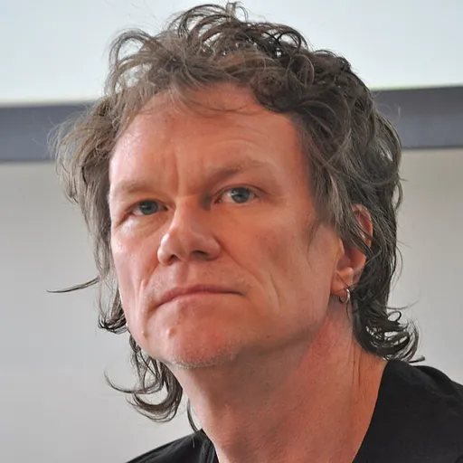 Portrait of Eric Lott