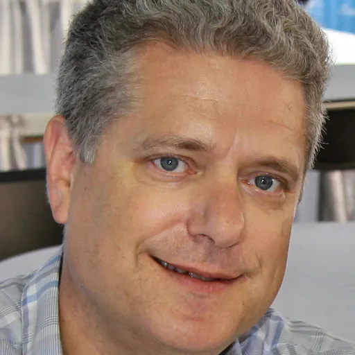 Portrait of Mark Pryor