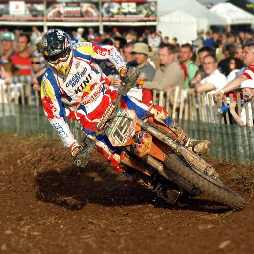 Portrait of Shaun Simpson