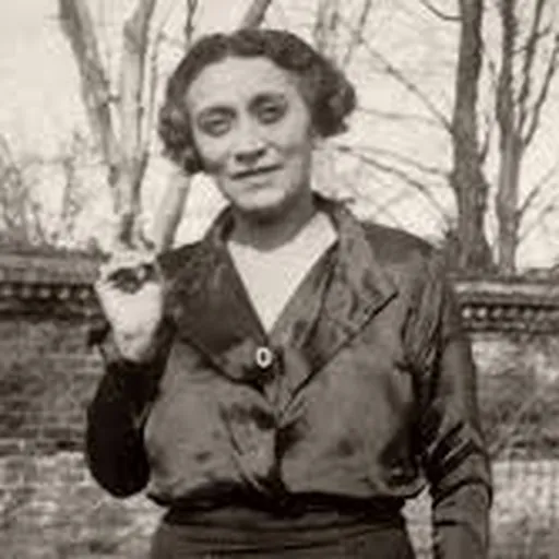 Portrait of Maata Mahupuku