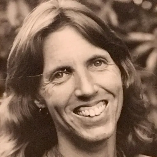 Portrait of Mollie Lowery