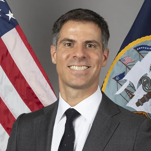 Portrait of Thomas Mancinelli