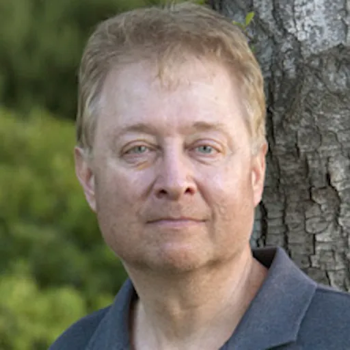 Portrait of Kevin Kelton