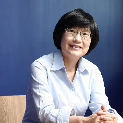 Portrait of Heesun Chung