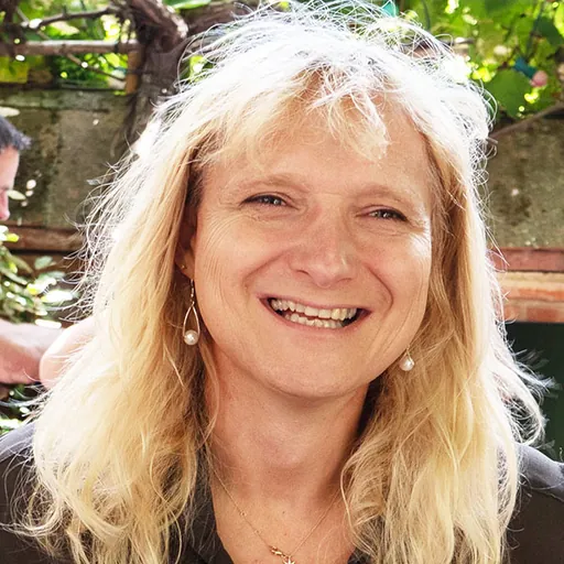 Portrait of Sandra Forgues