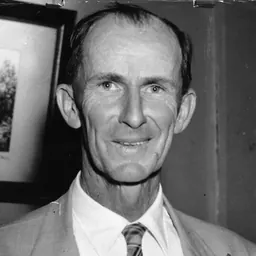 Portrait of Alan Fletcher