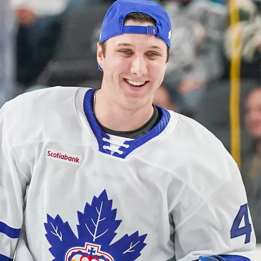 Portrait of Alex Steeves