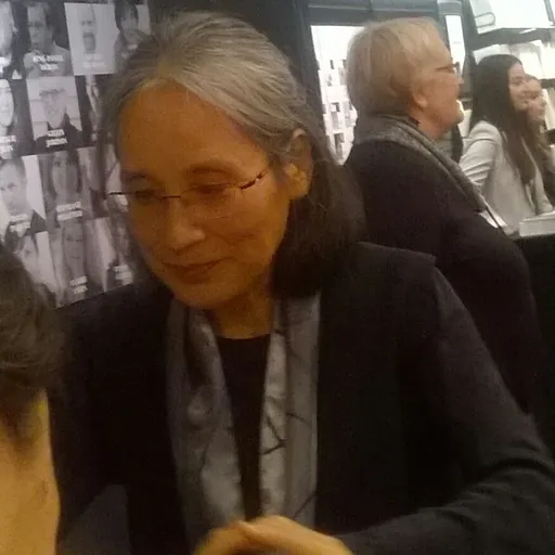 Portrait of Aki Shimazaki