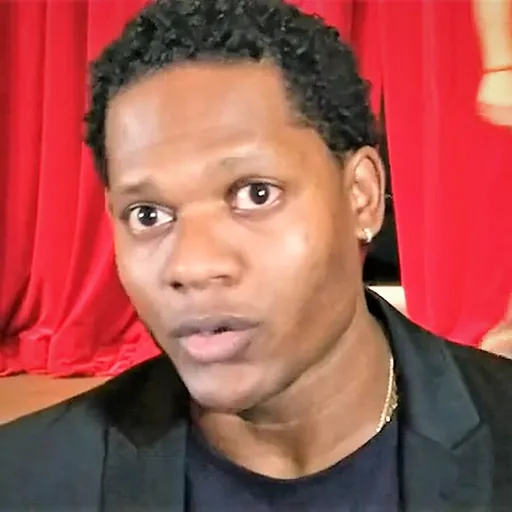 Portrait of Algenis Perez Soto