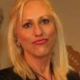 Portrait of Amanda Forsyth