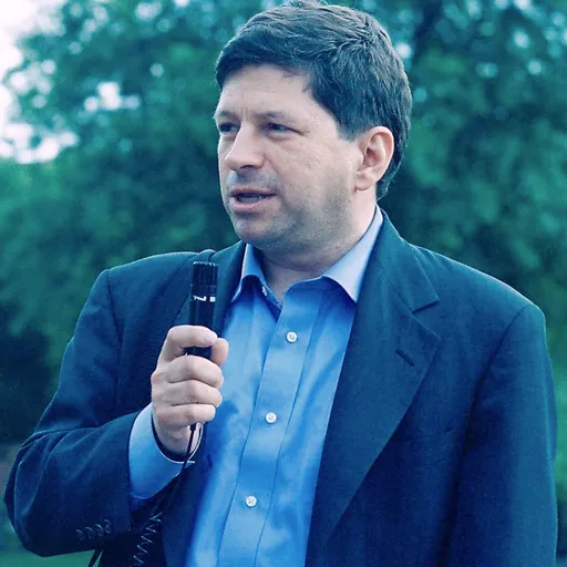 Portrait of Steve Novick