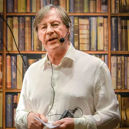 Portrait of Paul Cartledge
