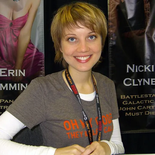 Portrait of Nicki Clyne