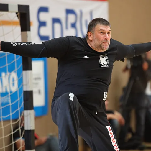 Portrait of Nenad Puljezević