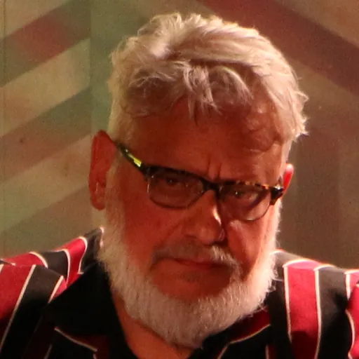 Portrait of Jon Lansman
