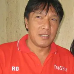 Portrait of Robby Darwis