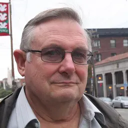 Portrait of Lee Felsenstein