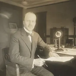 Portrait of Walter Sherman Gifford