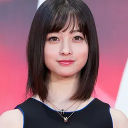 Portrait of Kanna Hashimoto