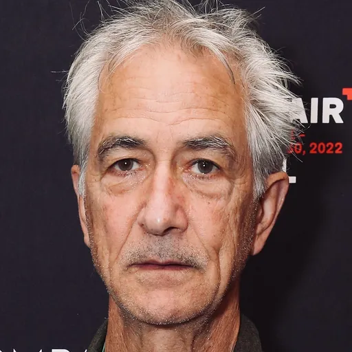 Portrait of David Strathairn