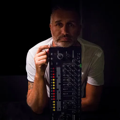 Portrait of Alex Neri
