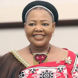 Portrait of Pholile Dlamini
