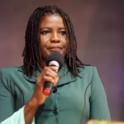 Portrait of Olanike Olugboji-Daramola