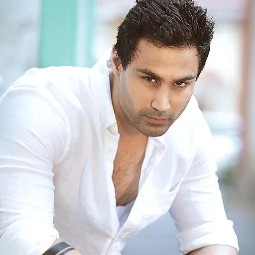 Portrait of Karan Oberoi