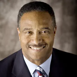 Portrait of Leo Lewis